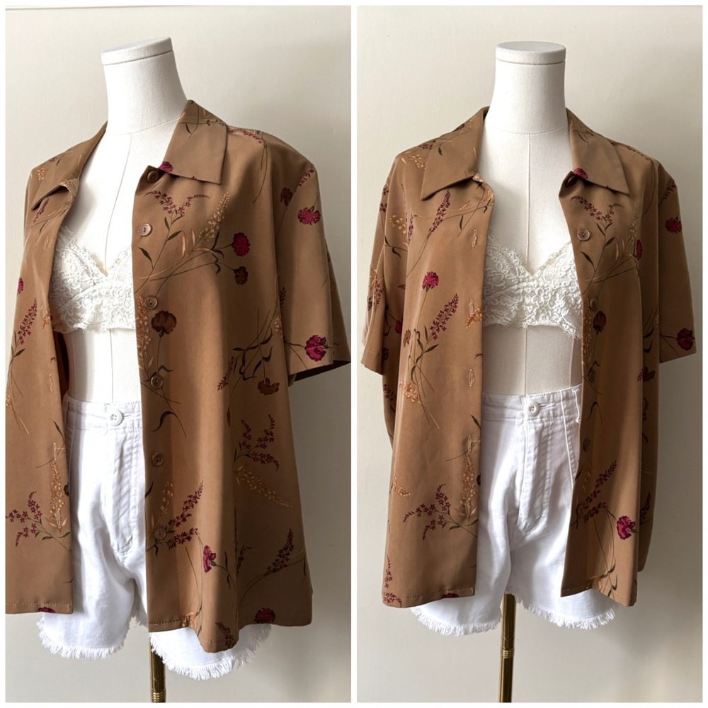 Vintage Traditions Lightweight Earth Tone‎ Floral Short Sleeve Button Front Top